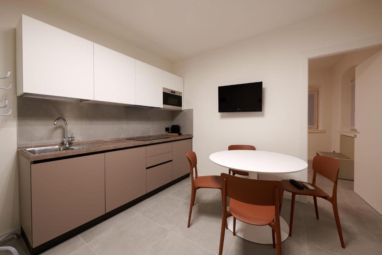 Apartmentsgarda - Residenza Mercanti Exteriör bild